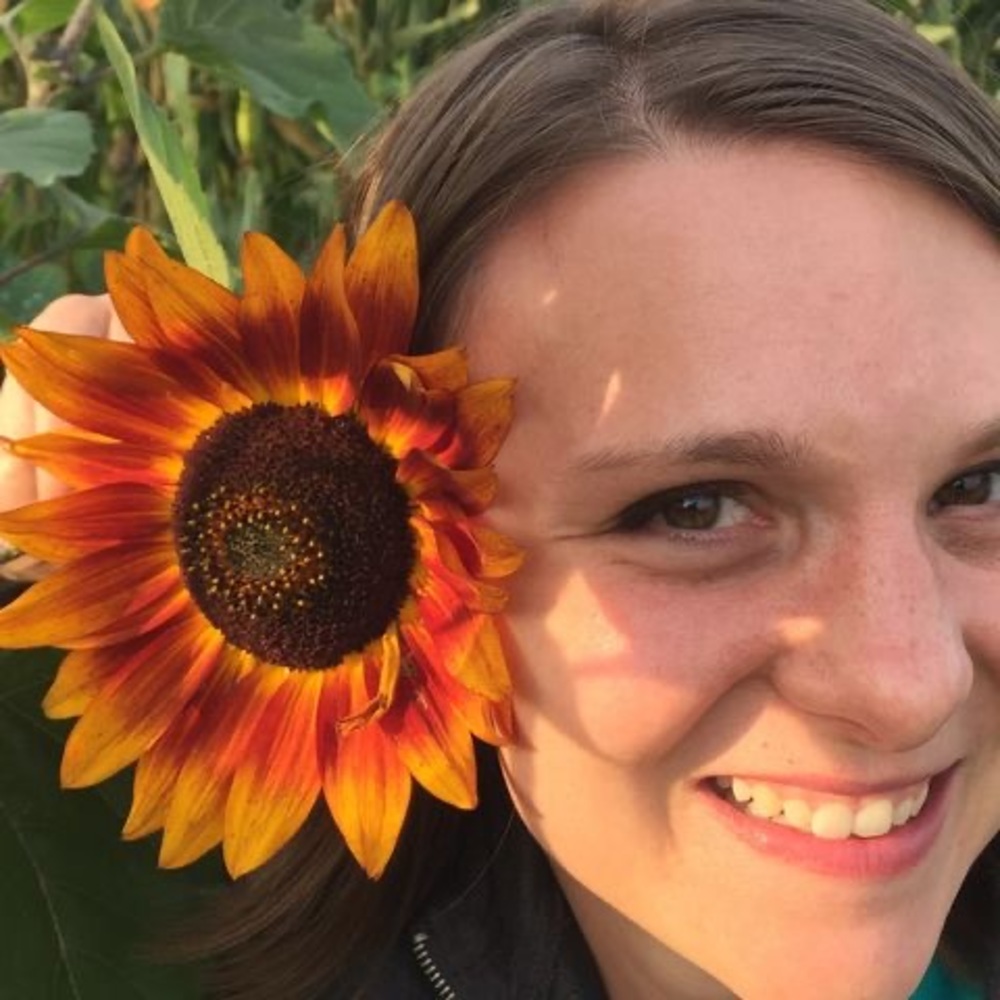 Meet your Posher, Laurel